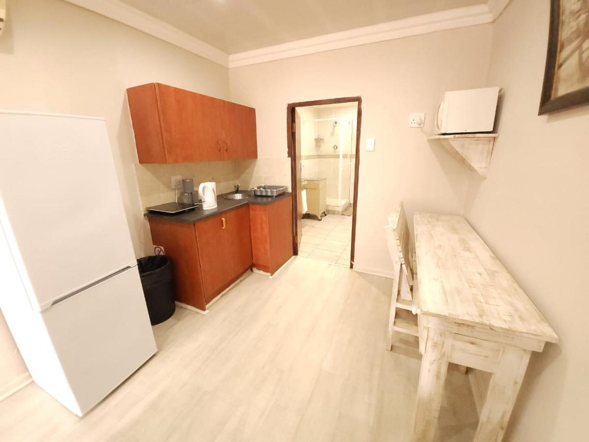 בלומפונטייין Rusplek Guesthouse And Conference Centre מראה חיצוני תמונה