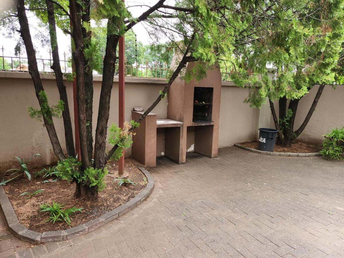 בלומפונטייין Rusplek Guesthouse And Conference Centre מראה חיצוני תמונה