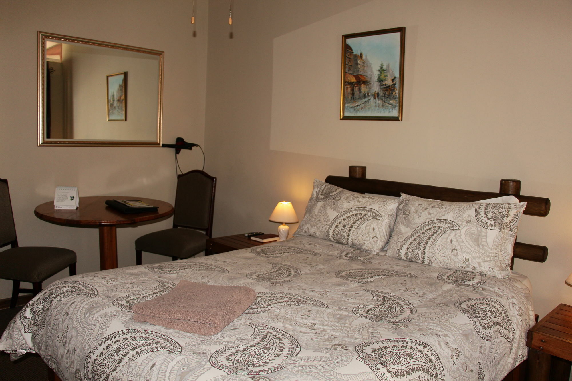 בלומפונטייין Rusplek Guesthouse And Conference Centre מראה חיצוני תמונה