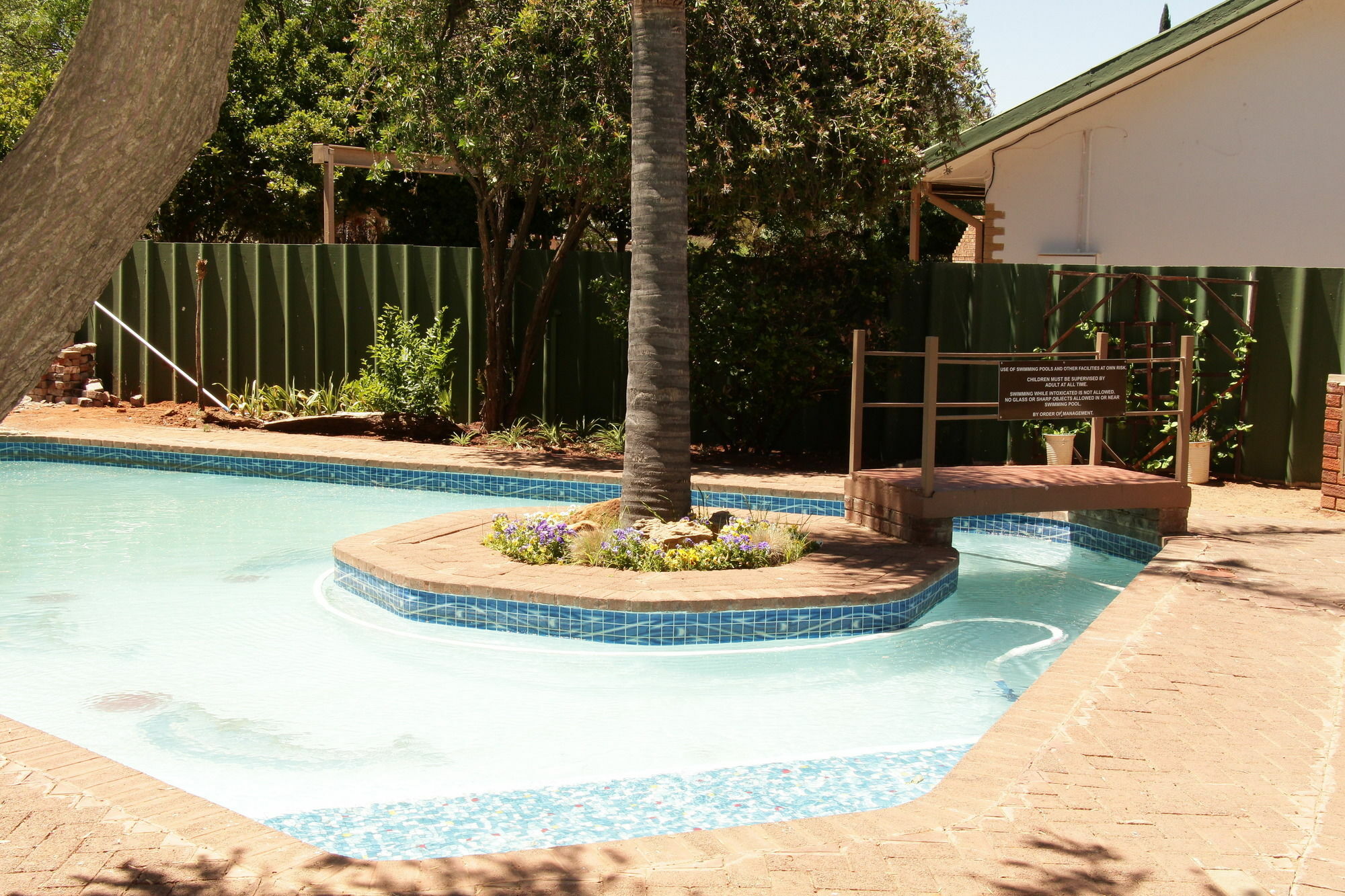 בלומפונטייין Rusplek Guesthouse And Conference Centre מראה חיצוני תמונה